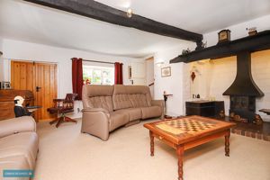 Sitting Room- click for photo gallery